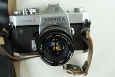 Yashica TL Electro X con