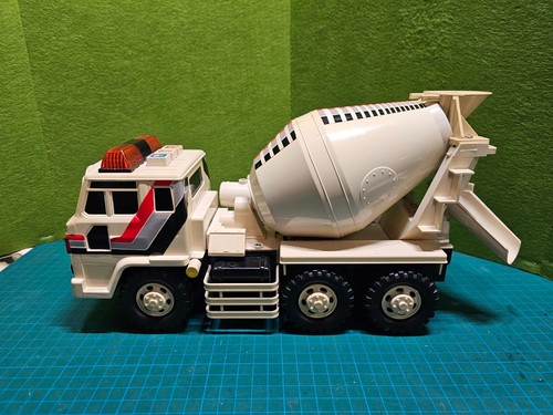 Betoniera nissan diesel - betoniera,