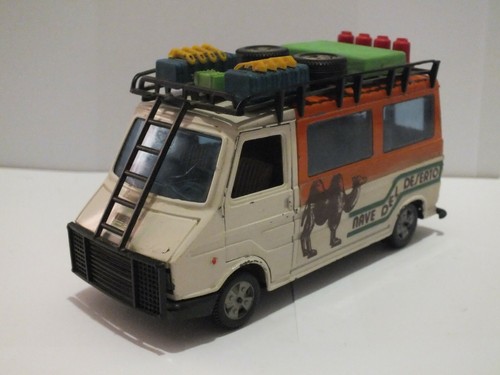 Fiat 242 nave - deserto,
