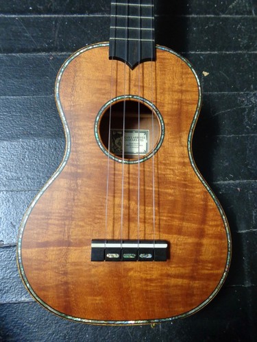 Larrivee us10ka ukulele - us10ka,
