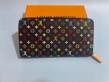 LOUIS VUITTON Monogram