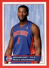 PANINI NBA 2012/13 Edizione Europea - Adesivo Rookie #249 ANDRE DRUMMOND - Nuovo
