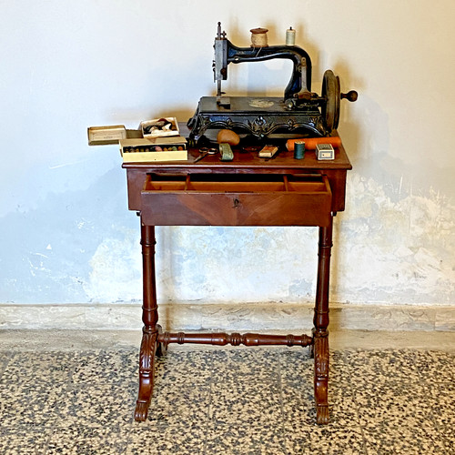Tavolino lavoro macchina - tavolino,