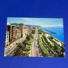 SALERNO VIA ROMA E LUNGOMARE TRIESTE VIAGGIATA CARTOLINA SOUVENIR