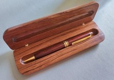 Rara Penna a Sfera In Legno -