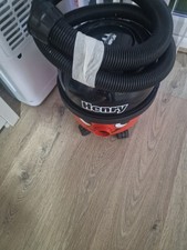 Aspirapolvere Numatic HENRY