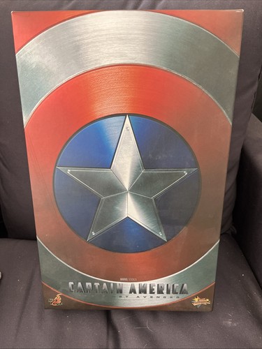 Hot toys captain - captain, america