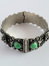 Bracciale Vintage Alpacca Italia Ornato Pietra Preziosa Verde Spilla Cerniera Chiusura Marcato