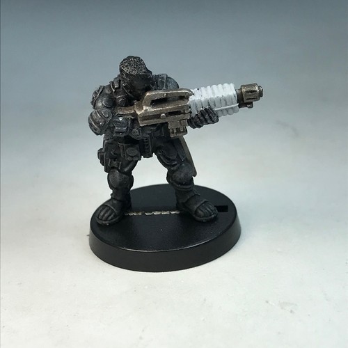 Metal van saar - van,