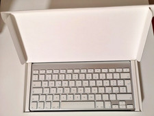 APPLE wireless keyboard A1314 / ITA-qwerty / come nuova, con scatola e manuali