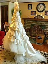 Pronovias Megan Raso Geneve