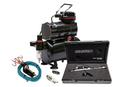 Compressore pistone con - a,