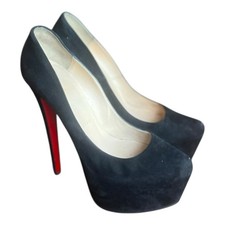 CHRISTIAN LOUBOUTIN Narciso