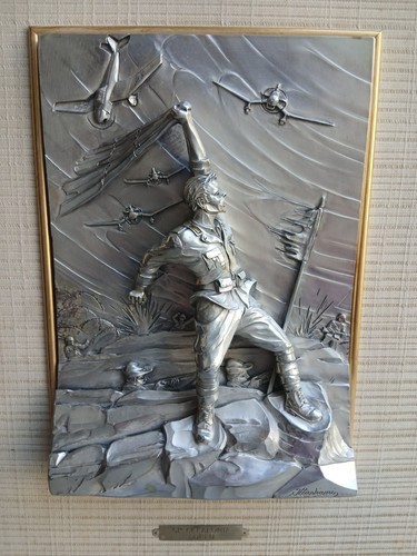 Targa scultura altorilievo