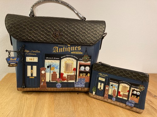 Vendula london antiques shop - antiques,
