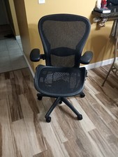 Herman Miller Aeron Size B