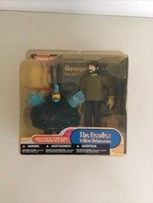 2004 THE BEATLES YELLOW