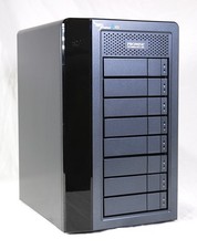 Promise Pegasus2 R8 Thunderbolt 2 array di archiviazione RAID, con 8 unità, 32 TB totali
