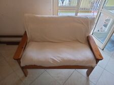 Divanetto 2 posti con struttura in legno