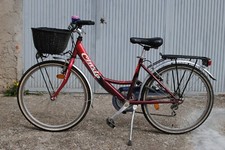 Bicicletta Cinzia da città per bambina 24" modello Maya 6/v rossa con cestino