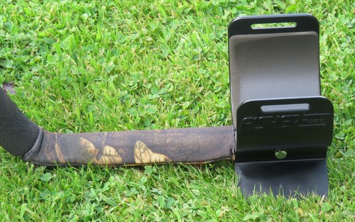 Fisher cover metal - -,