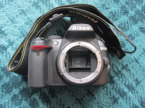 Nikon d3000 2 megapixel - nikon, d