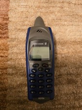 Nuovissimo cellulare Ericsson