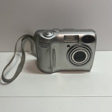 Nikon COOLPIX 5600 5.1MP