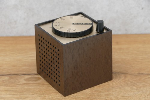 Sony 1819 radio - +,