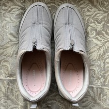 EASY SPIRIT WOMENS TAUPE SE