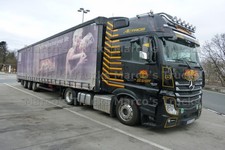 Foto camion mercedes benz - foto, mercedes-benz