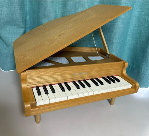 Pianoforte coda kawai 1144 - pianoforte,