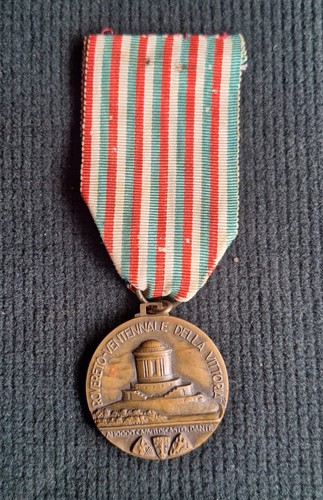 Medaglia ww2 rovereto - ww2,
