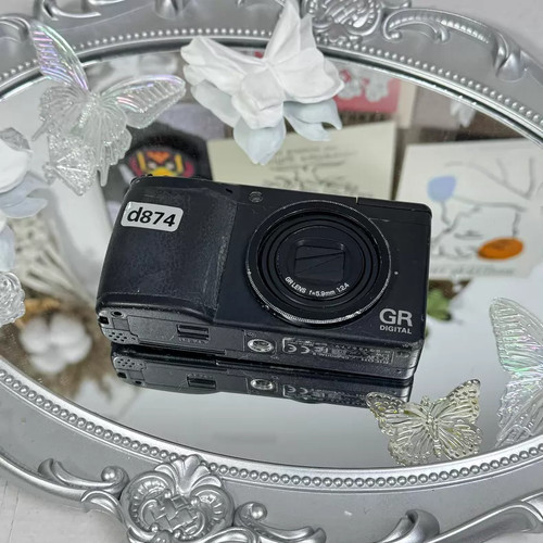 Fotocamera digitale compatta