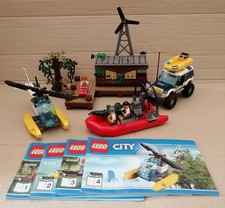 LEGO CITY POLICE  60068 Crooks' hideout