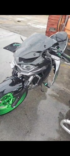 Kawasaki z500 ricambi spare - z500,