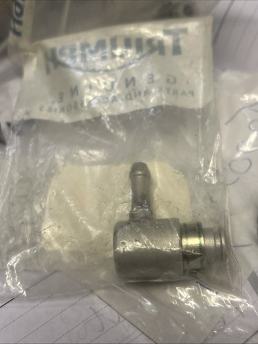 Connettore linea carburante
