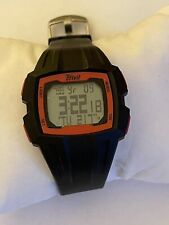 Orologio sportivo digitale con