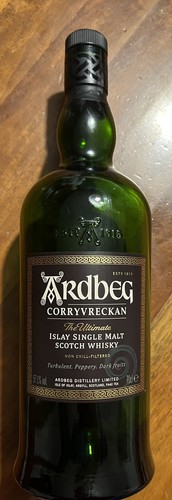 Bottiglia vuota whisky ardbeg - vuota,