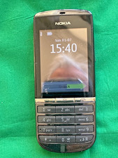 ECCELLENTE NOKIA ASHA 300