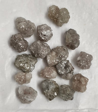 Diamante sfuso grezzo naturale