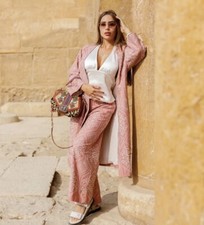 kimono e pantaloni rustici