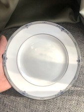 Wedgwood China Amherst - Set