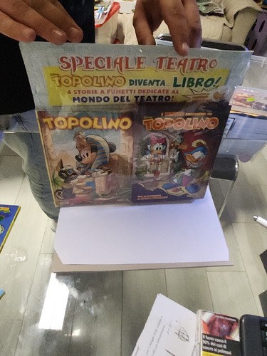 Topolino diventa libro - topolino,