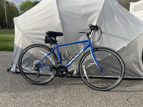Fuji sportif road bike - road,