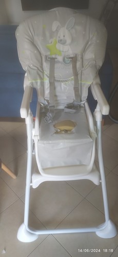 Seggiolone pappa coniglietto