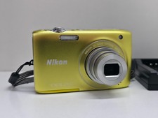 Nikon Coolpix S3100 14 MP 5x