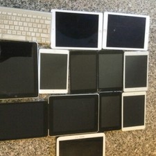 Vari tablet iPad+Samsung+Asus + 1 tastiera Apple