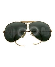 Occhiali da sole a goccia