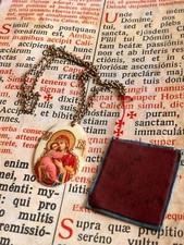 RARA RELIQUIA madreperla Nostra Signora di Vladimir: splendida dipinta a mano con catena